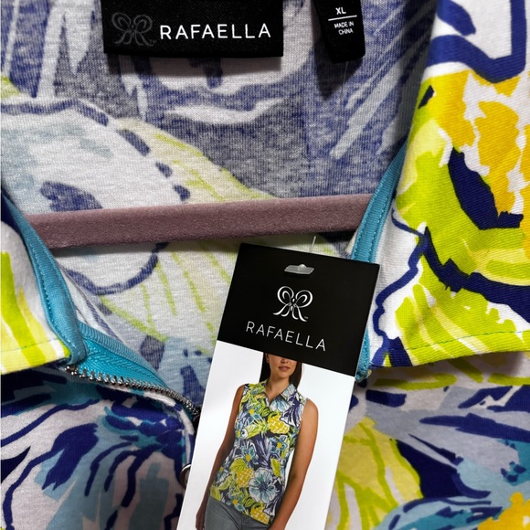 NWT Rafaela sleeveless collared shirt - Picture 4 of 5